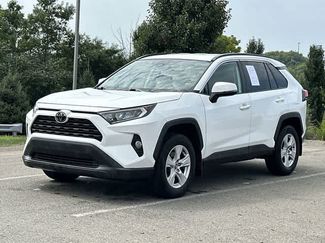 Used 2021 Toyota RAV4 XLE AWD/4WD video 1