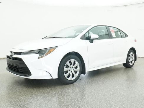 New 2026 Toyota Corolla LE image 17