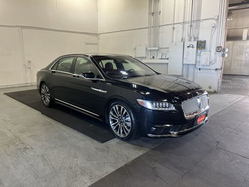 Used 2018 Lincoln Continental Reserve w/ Luxury Package AWD/4WD image 3