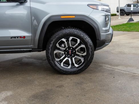 New 2026 GMC Canyon AT4 w/ Technology Plus Package AWD/4WD image 32