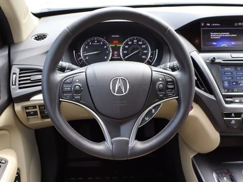 Used 2017 Acura MDX SH-AWD image 16