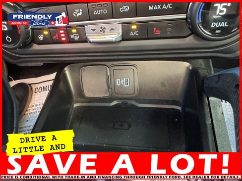 Used 2023 Ford Bronco Wildtrak image 29