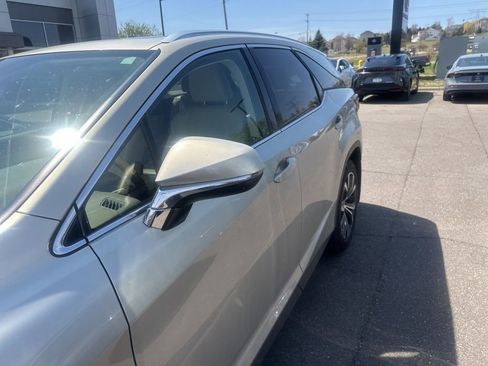 Used 2020 Lexus RX 350L Premium w/ Premium Package AWD/4WD image 5