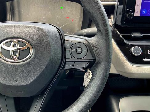 Used 2024 Toyota Corolla LE FWD image 24