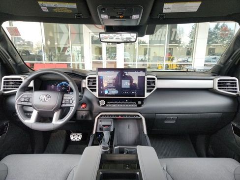 Used 2025 Toyota Tundra Limited w/ TRD Off-Road Package image 21