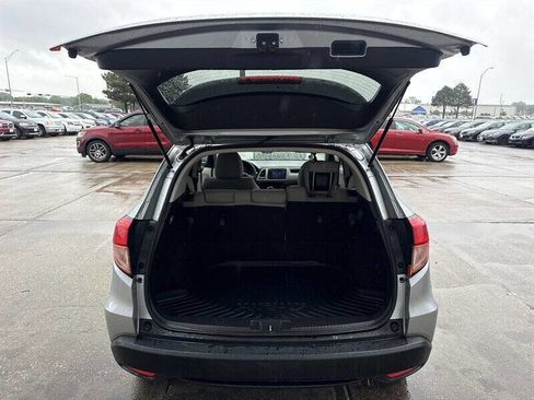Used 2017 Honda HR-V EX image 21