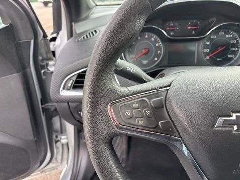 Used 2017 Chevrolet Cruze LT w/ RS Package image 17