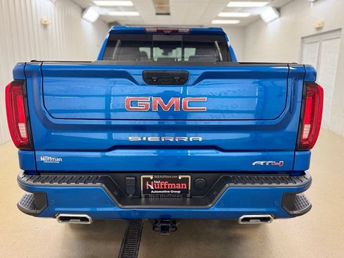 Used 2023 GMC Sierra 1500 AT4 w/ Technology Package AWD/4WD image 8