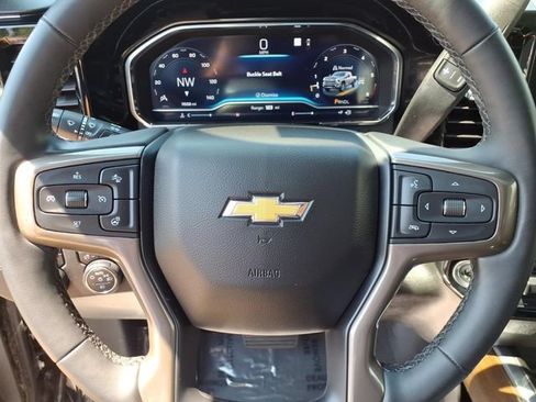 Used 2024 Chevrolet Silverado 2500 High Country w/ Technology Package AWD/4WD image 30