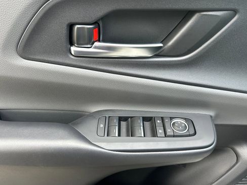 Used 2026 Toyota Prius XLE image 11