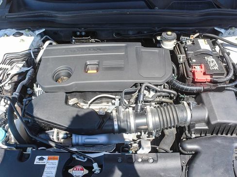 Used 2020 Honda Accord Touring image 27