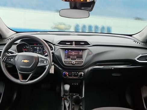 Used 2023 Chevrolet TrailBlazer LS image 15