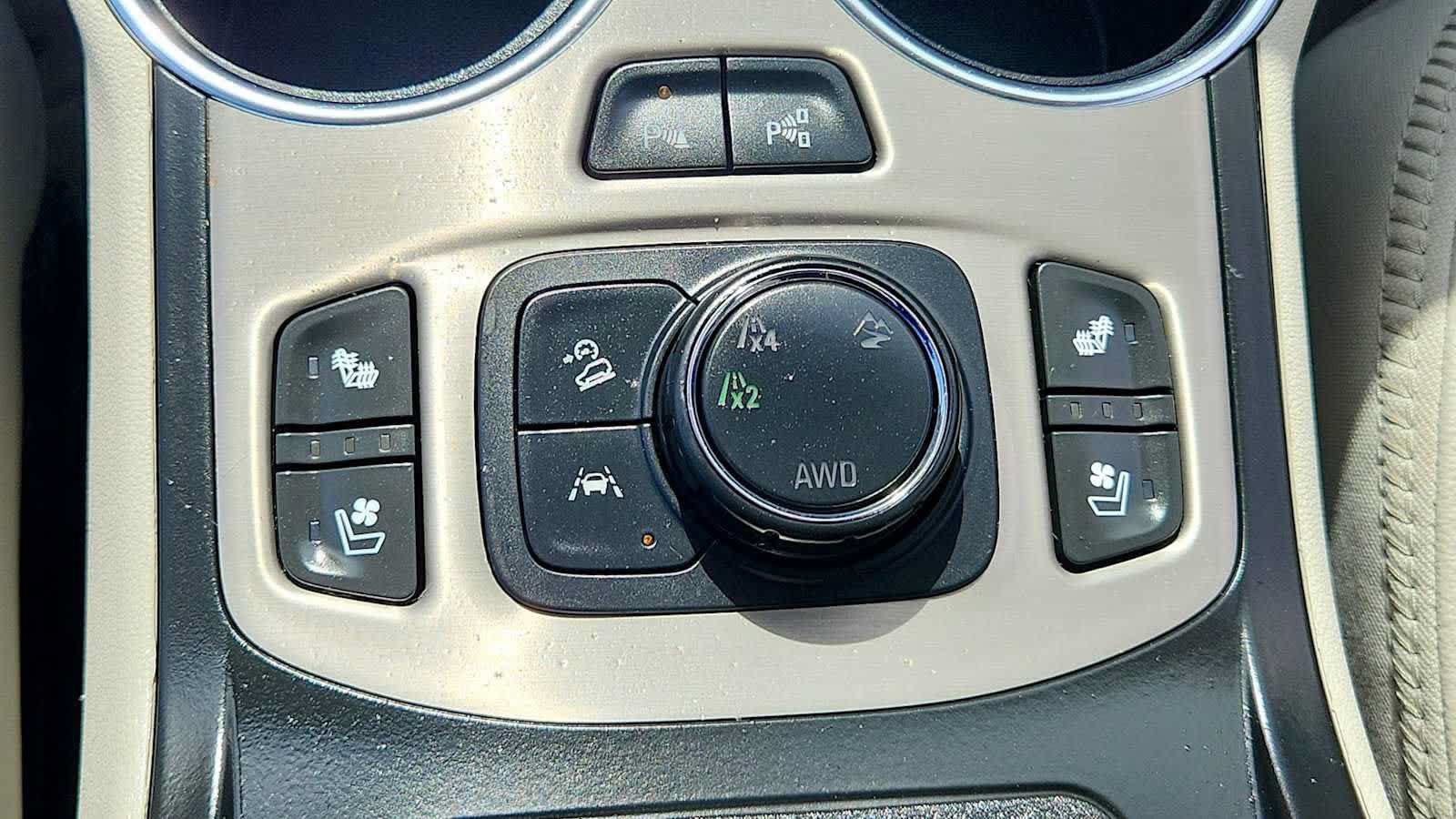 Used 2023 GMC Terrain Denali w/ Denali Premium Package AWD/4WD image 19