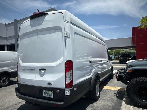 Used 2024 Ford Transit 350 148 High Roof Extended DRW RWD image 5