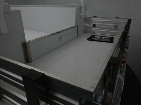 New 2025 Ford F450 XL w/ XL Chrome Package image 32