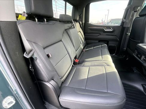 Used 2025 Chevrolet Silverado 1500 LT w/ Leather Package image 23