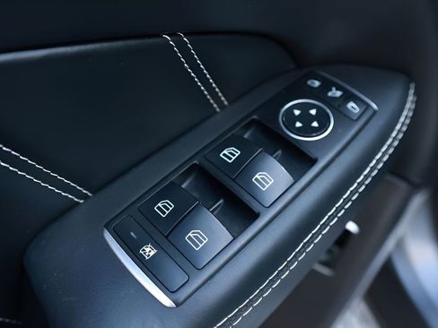 Used 2018 Mercedes-Benz GLE 63 AMG S image 31