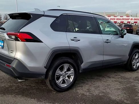 Used 2024 Toyota RAV4 XLE image 8