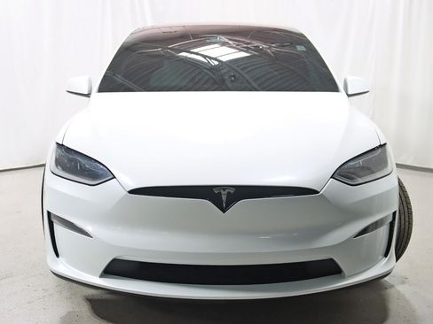 Used 2023 Tesla Model X Plaid AWD/4WD image 9