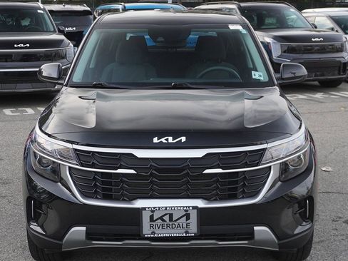 Used 2024 Kia Seltos LX image 9