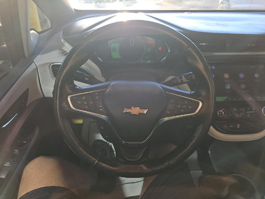 Used 2020 Chevrolet Bolt LT FWD image 5