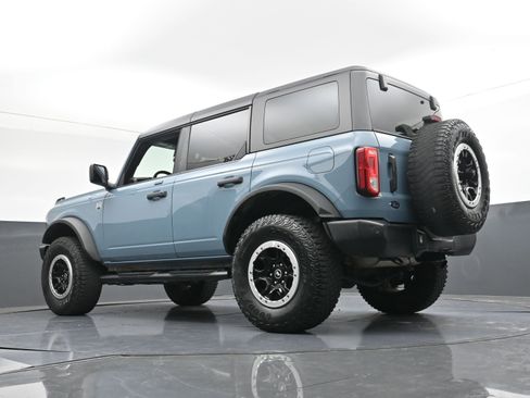 Used 2023 Ford Bronco Big Bend w/ Sasquatch Package AWD/4WD image 28