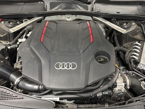 Used 2023 Audi S4 Premium Plus w/ Premium Plus Package AWD/4WD image 27