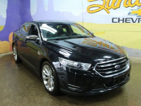 Used 2016 Ford Taurus Limited w/ Driver Assist Package image 4