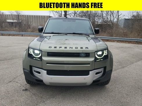 Used 2020 Land Rover Defender 110 SE image 3