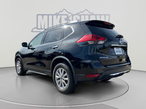Used 2017 Nissan Rogue SV AWD/4WD image 3