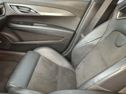 Used 2017 Cadillac ATS V w/ Luxury Package RWD image 17