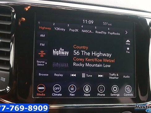 Used 2021 Jeep Grand Cherokee Limited w/ Sun & Sound Group AWD/4WD image 30