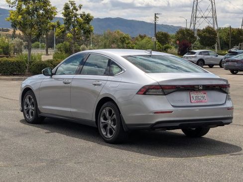 Used 2023 Honda Accord EX image 8