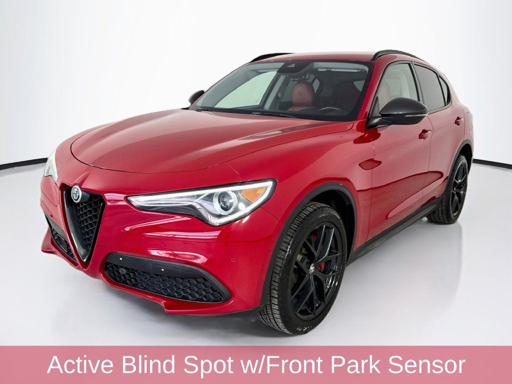 Used 2020 Alfa Romeo Stelvio AWD w/ Nero Edizione image 3