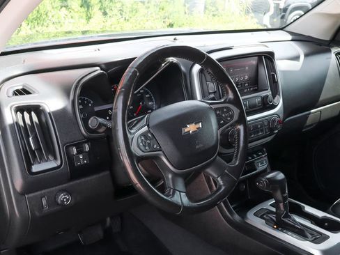 Used 2020 Chevrolet Colorado LT w/ Colorado RST Special Edition image 22