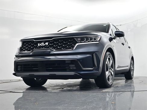 Certified 2023 Kia Sorento EX image 39