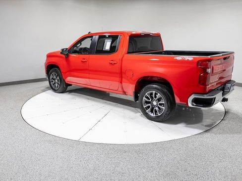 Used 2024 Chevrolet Silverado 1500 LT image 29