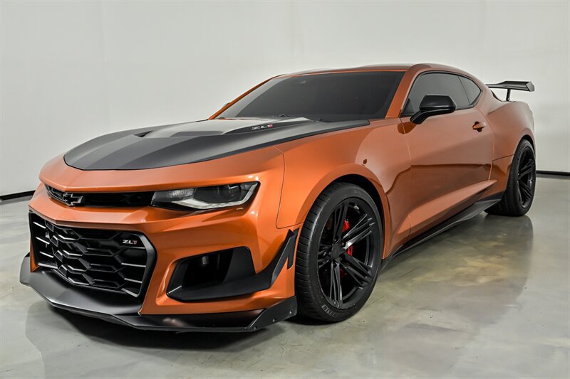 Used 2022 Chevrolet Camaro ZL1 RWD image 5