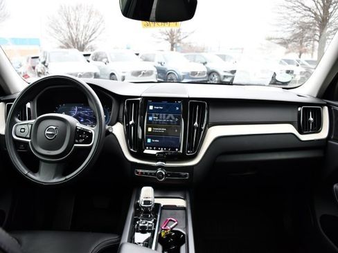 Certified 2022 Volvo XC60 B6 Inscription w/ Advanced Package image 19