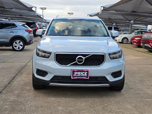 Used 2020 Volvo XC40 T5 Momentum AWD/4WD image 2