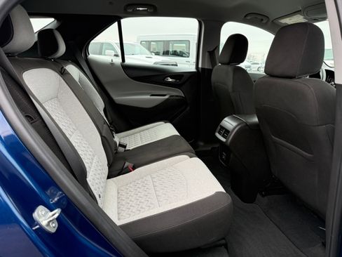 Used 2023 Chevrolet Equinox LS image 24