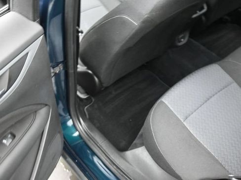 Used 2018 Buick Regal Preferred FWD image 24