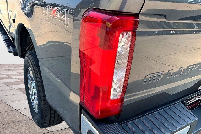 Used 2025 Ford F250 XLT AWD/4WD image 33