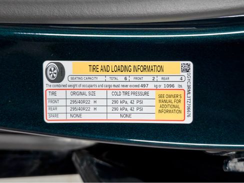 Used 2026 Cadillac Vistiq Platinum w/ LPO, Floor Liner Package AWD/4WD image 29