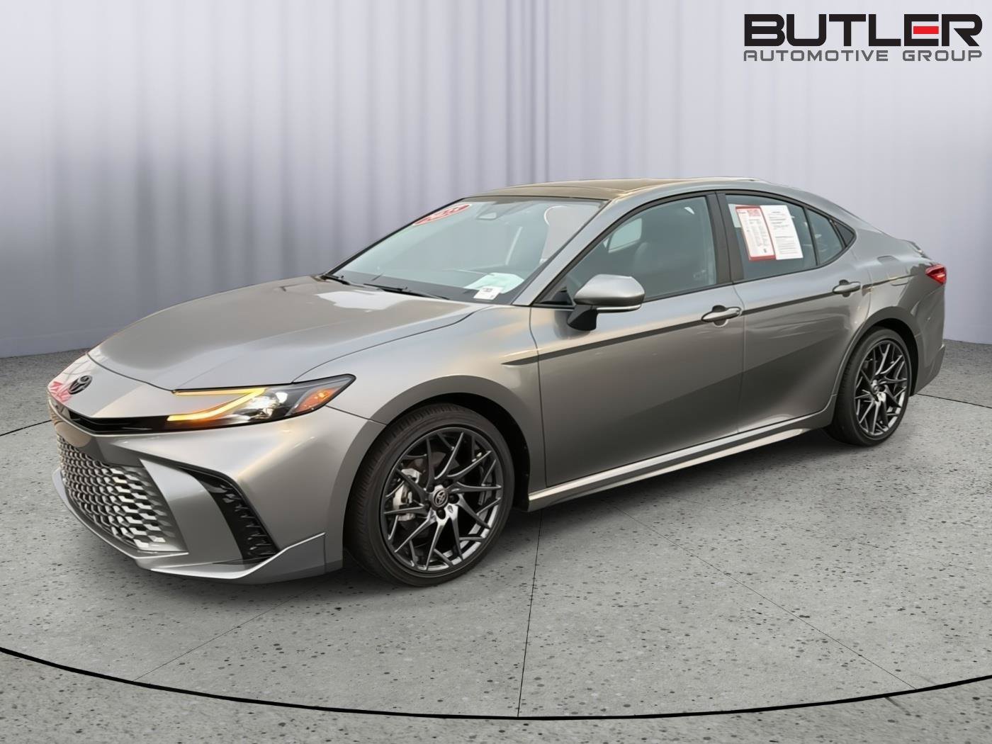Certified 2025 Toyota Camry XSE FWD image 1