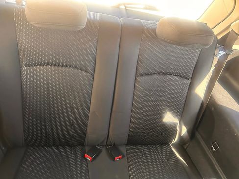 Used 2018 Dodge Journey SE image 17