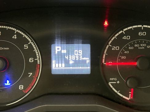 Used 2018 Subaru Impreza 2.0i w/ Popular Package #5 image 13