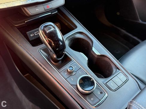 Used 2022 Cadillac XT4 Premium Luxury w/ Safety Alert Package image 10