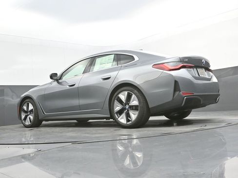 New 2026 BMW i4 eDrive40 w/ Premium Package RWD image 44
