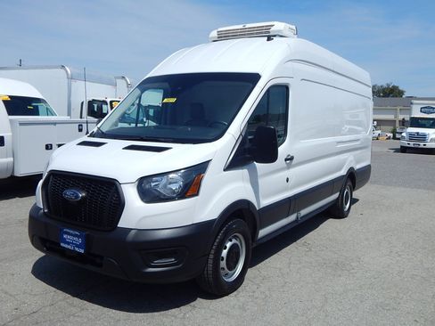 Used 2023 Ford Transit 250 148 High Roof Extended w/ Load Area Protection Package RWD image 1
